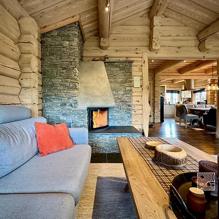 Stylish Log In With View & Sauna האפג'ל
