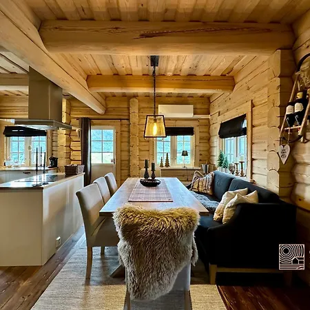 Stylish Log In With View & Sauna * Hafjell